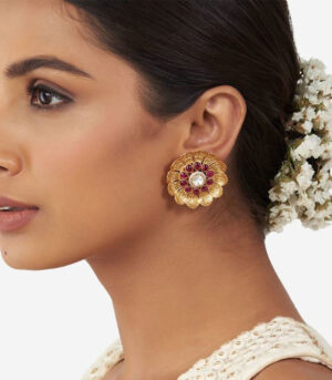 Gold Stud Earrings With Hydro Polkis