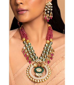 Exquisite Multi Color Necklace Set For Festivals