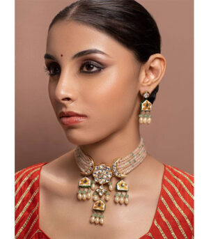 Cream Kundan Yellow Gold Brass Necklace & Pair Of Earring