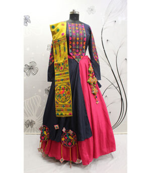 Pink & Navy Blue Thread Embroidered Navratri Lehenga Chaniya Choli