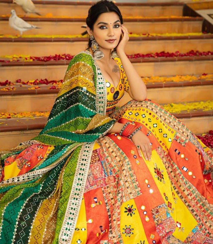 Yellow And Red Navratri Chaniya Choli With Dupatta Zakarto